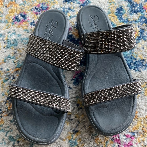 sparkly skechers sandals